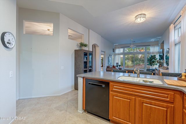 14183 N Buckingham Drive, Oro Valley, AZ 85755