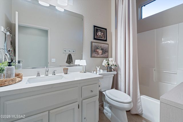 14183 N Buckingham Drive, Oro Valley, AZ 85755