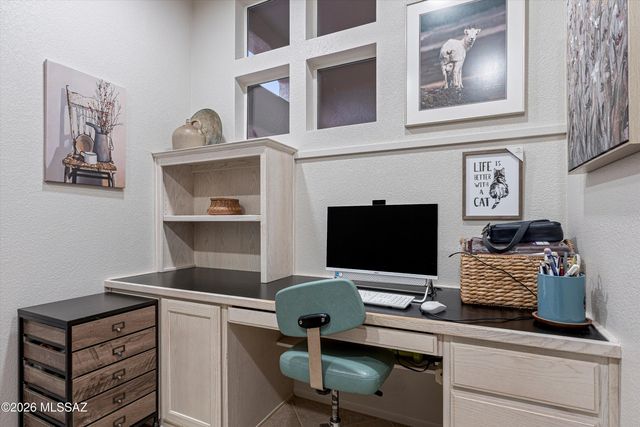 14183 N Buckingham Drive, Oro Valley, AZ 85755