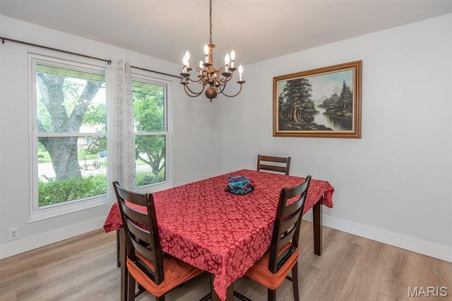 130 Satinwood Court, St Charles, MO 63304