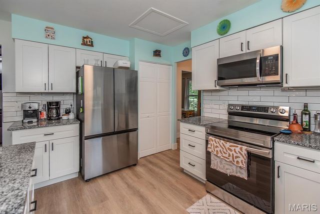 130 Satinwood Court, St Charles, MO 63304