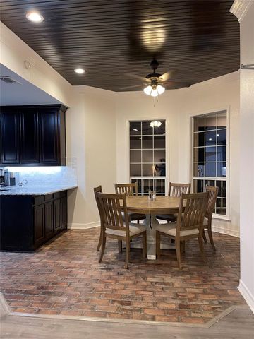 865 Higgins Road, Sherman, TX 75092