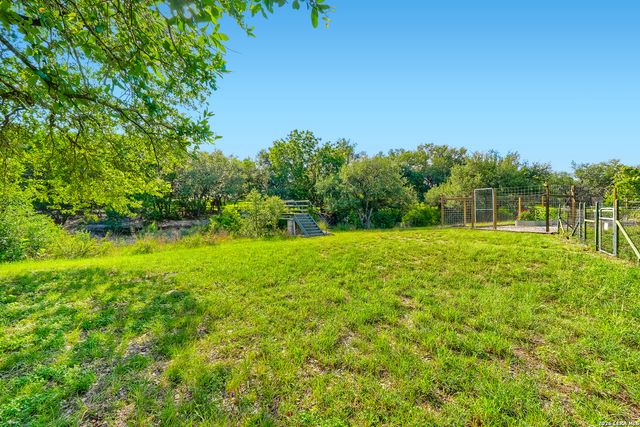 222 WINN VALLEY DR, Wimberley, TX 78676