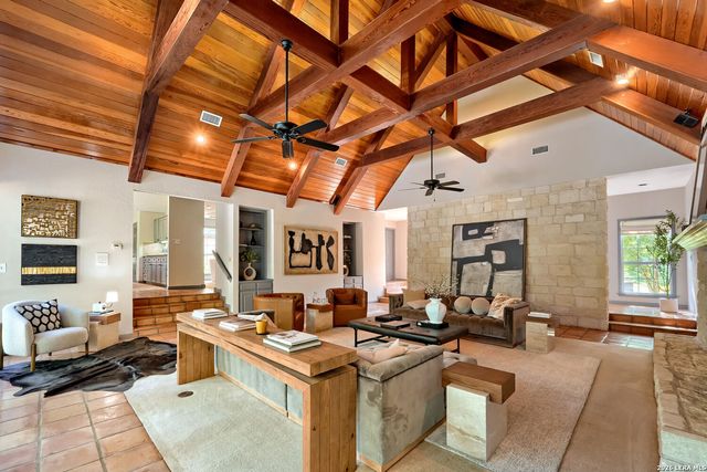 222 WINN VALLEY DR, Wimberley, TX 78676