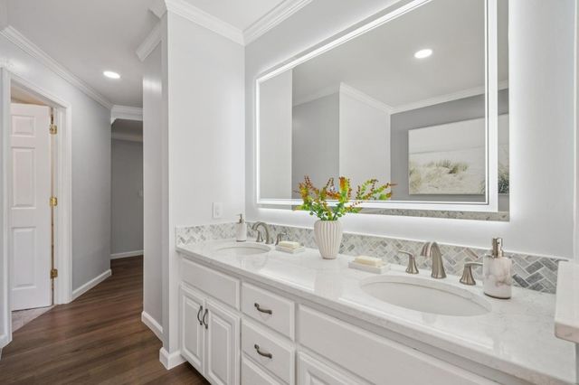 140 University Avenue, Los Altos, CA 94022