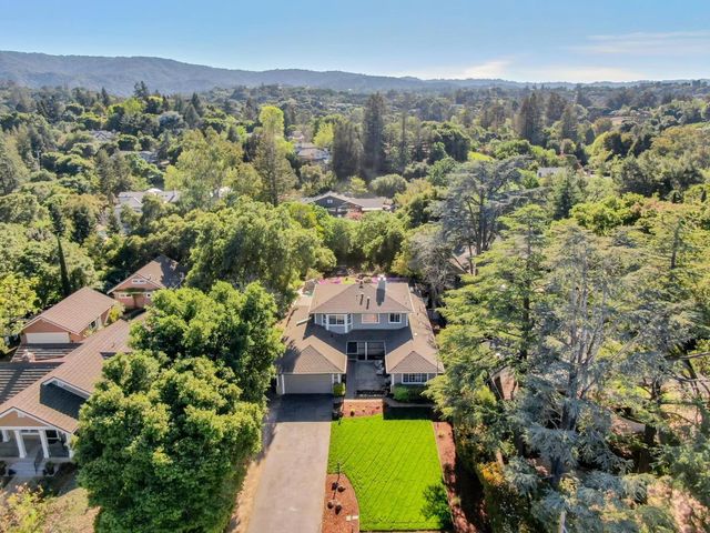 140 University Avenue, Los Altos, CA 94022