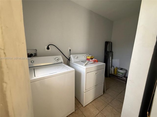 756 NW 5 St, Florida City, FL 33034