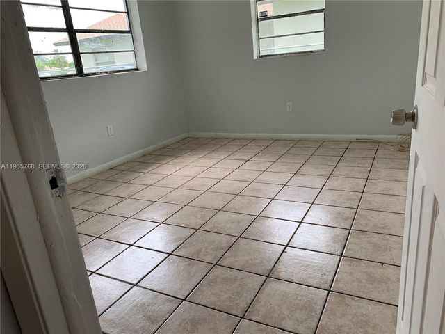 756 NW 5 St, Florida City, FL 33034