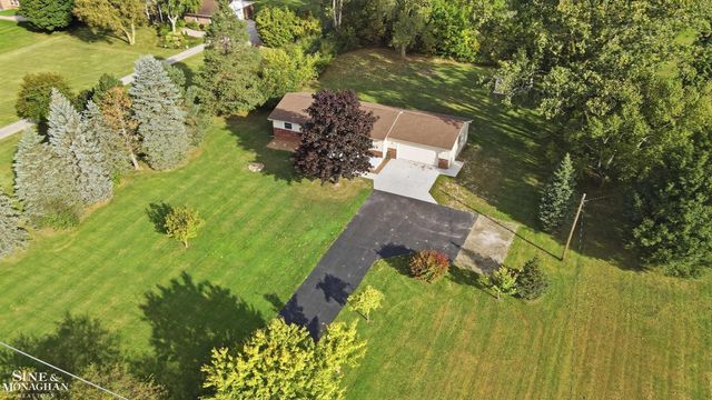 2310 Fred W Moore Highway, St Clair Twp, MI 48079