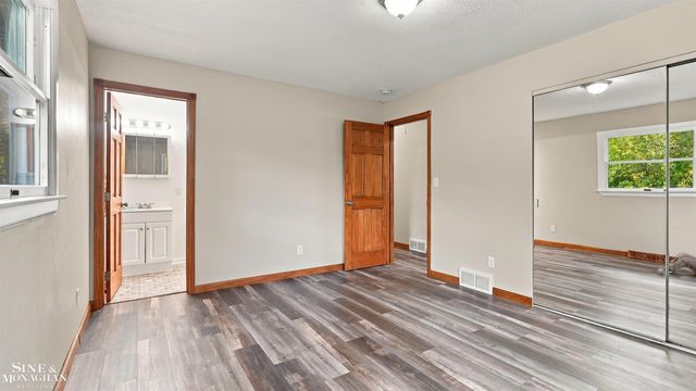 2310 Fred W Moore Highway, St Clair Twp, MI 48079