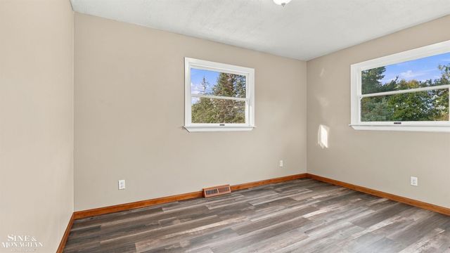2310 Fred W Moore Highway, St Clair Twp, MI 48079