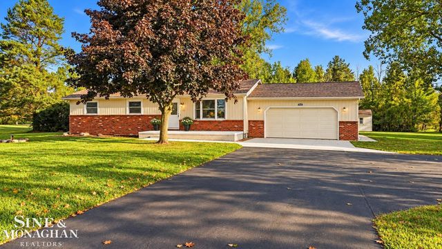 2310 Fred W Moore Highway, St Clair Twp, MI 48079
