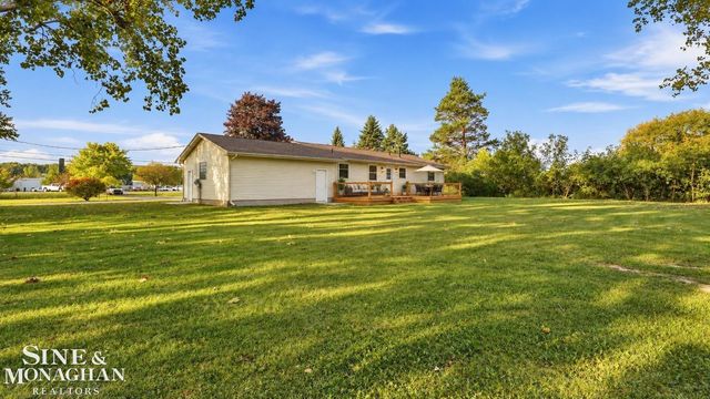 2310 Fred W Moore Highway, St Clair Twp, MI 48079