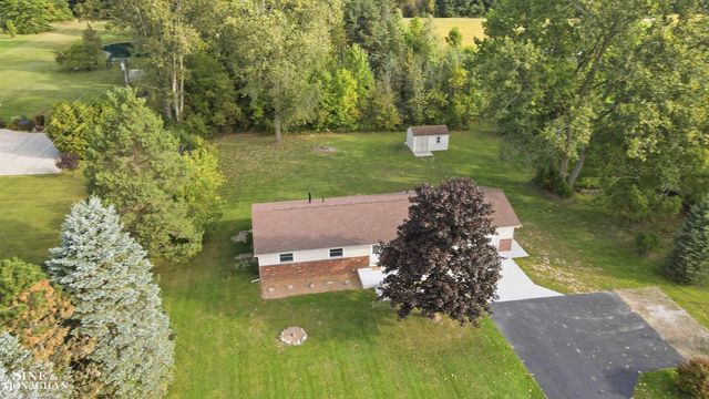 2310 Fred W Moore Highway, St Clair Twp, MI 48079