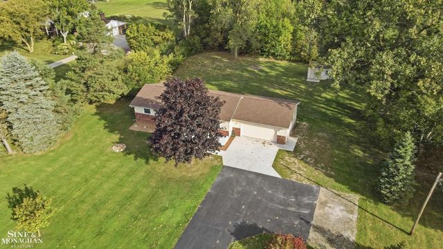 2310 Fred W Moore Highway, St Clair Twp, MI 48079