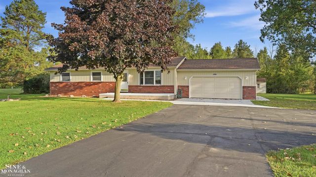 2310 Fred W Moore Highway, St Clair Twp, MI 48079