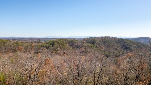 2221 Horizons Drive, Ooltewah, TN 37363