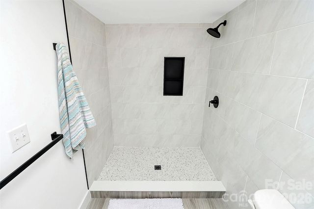 511 W Oakwood Avenue, Albemarle, NC 28001