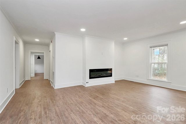 511 W Oakwood Avenue, Albemarle, NC 28001