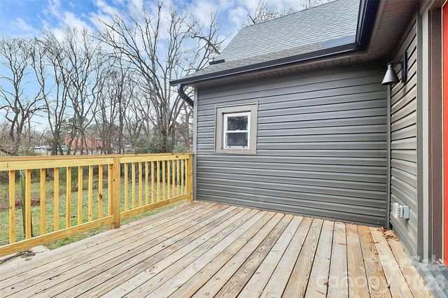 511 W Oakwood Avenue, Albemarle, NC 28001