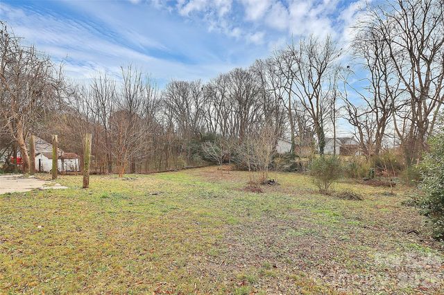 511 W Oakwood Avenue, Albemarle, NC 28001
