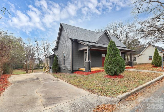 511 W Oakwood Avenue, Albemarle, NC 28001