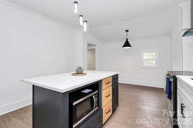 511 W Oakwood Avenue, Albemarle, NC 28001