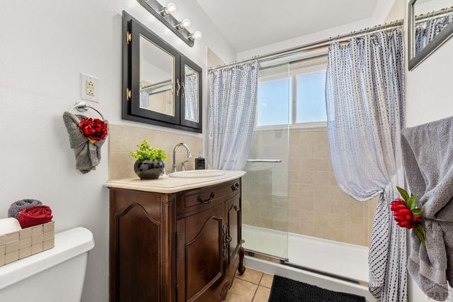 26 Scotland Rd, Pueblo, CO 81001