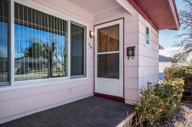 26 Scotland Rd, Pueblo, CO 81001