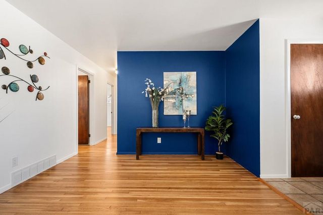 26 Scotland Rd, Pueblo, CO 81001