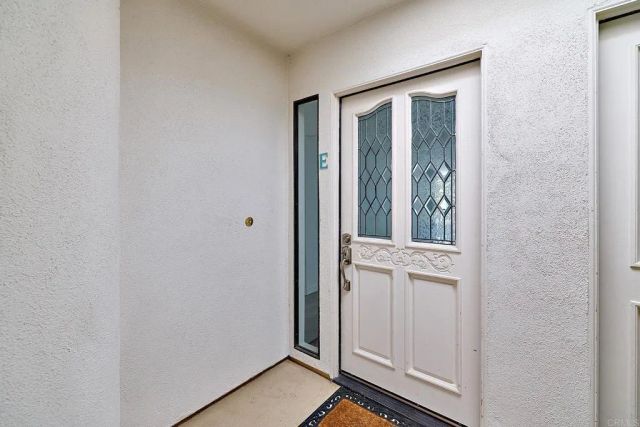 2558 Navarra Drive E, Carlsbad, CA 92009