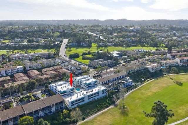 2558 Navarra Drive E, Carlsbad, CA 92009
