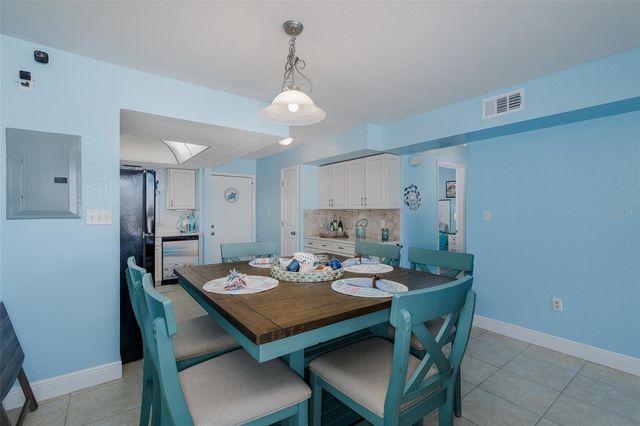 4939 FLORAMAR TERRACE 312, New Port Richey, FL 34652