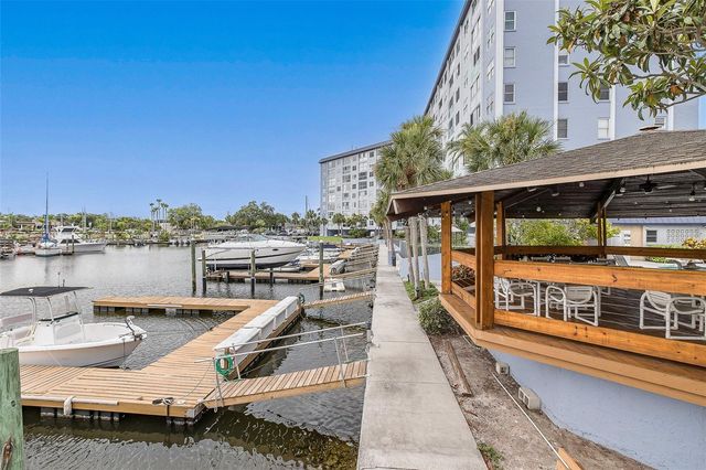 4939 FLORAMAR TERRACE 312, New Port Richey, FL 34652