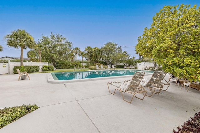 4939 FLORAMAR TERRACE 312, New Port Richey, FL 34652