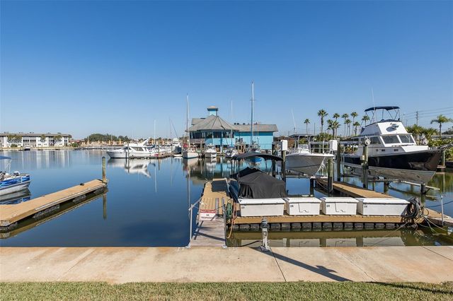 4939 FLORAMAR TERRACE 312, New Port Richey, FL 34652