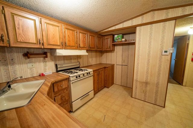 N8604 17th Avenue, Neshkoro, WI 54960