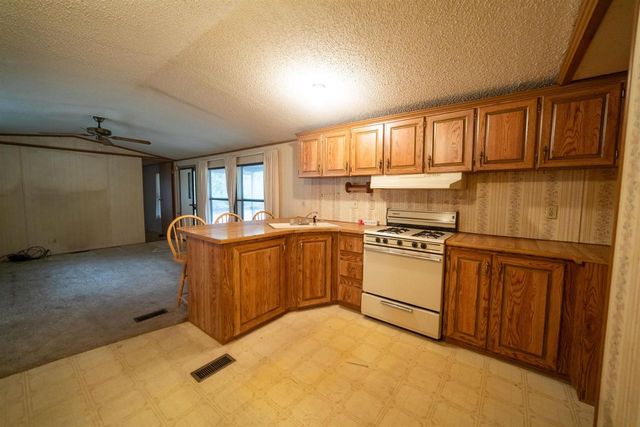 N8604 17th Avenue, Neshkoro, WI 54960