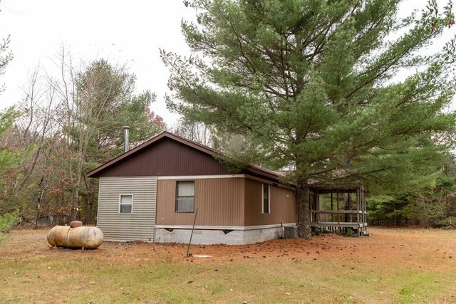 N8604 17th Avenue, Neshkoro, WI 54960