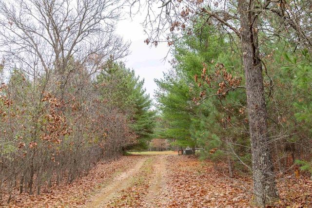 N8604 17th Avenue, Neshkoro, WI 54960