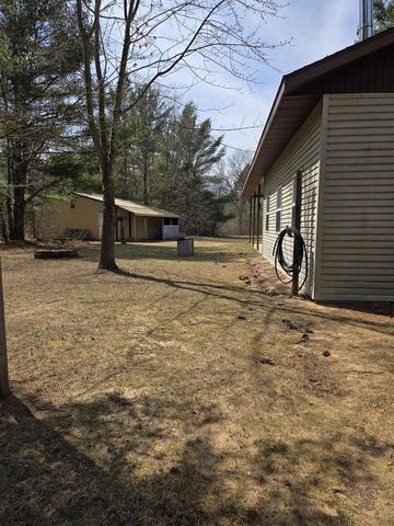 N8604 17th Avenue, Neshkoro, WI 54960