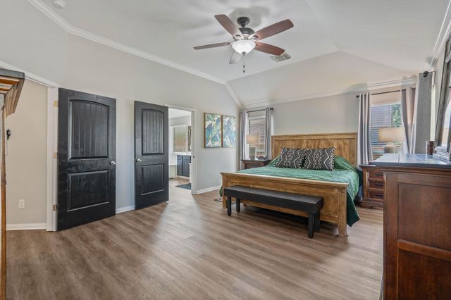 2504 N Yorkchase Lane, Conroe, TX 77304