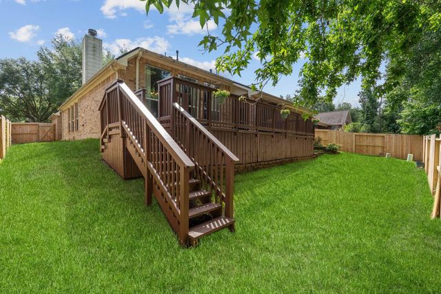 2504 N Yorkchase Lane, Conroe, TX 77304