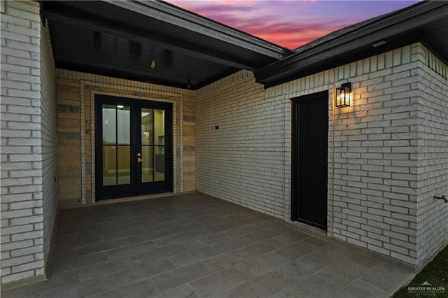 3801 E Noronha Drive, Edinburg, TX 78542