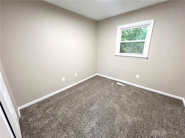 176 Lakeview Drive, Middletown, OH 45044