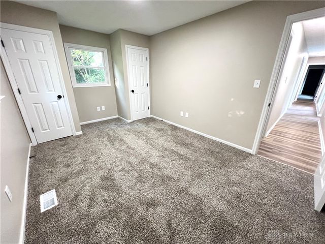 176 Lakeview Drive, Middletown, OH 45044