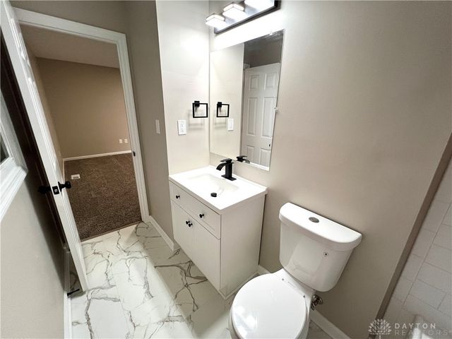 176 Lakeview Drive, Middletown, OH 45044