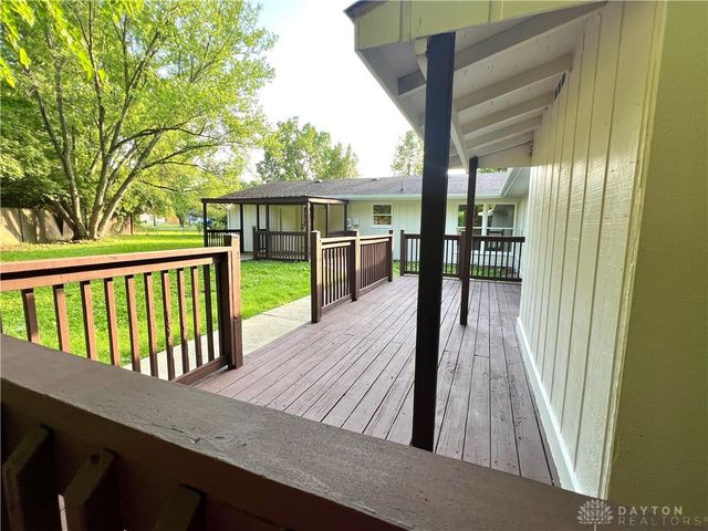 176 Lakeview Drive, Middletown, OH 45044