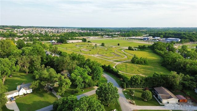 176 Lakeview Drive, Middletown, OH 45044