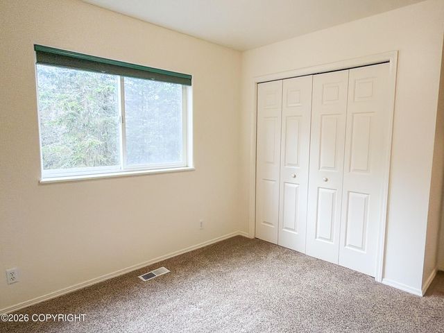 19036 Mountain Point Circle, Eagle River, AK 99577